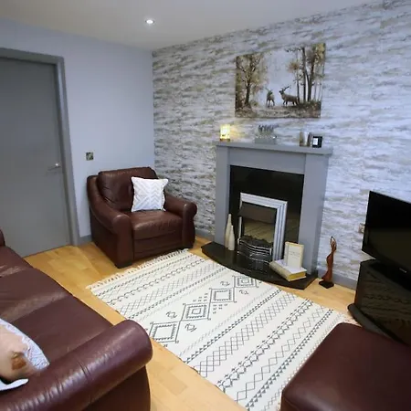 Luxury Townhouse: L/Derry City Bt48 7Jx Exterior photo